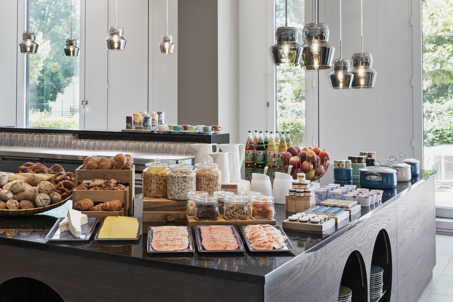 Stellaris_Lobby_breakfast_27