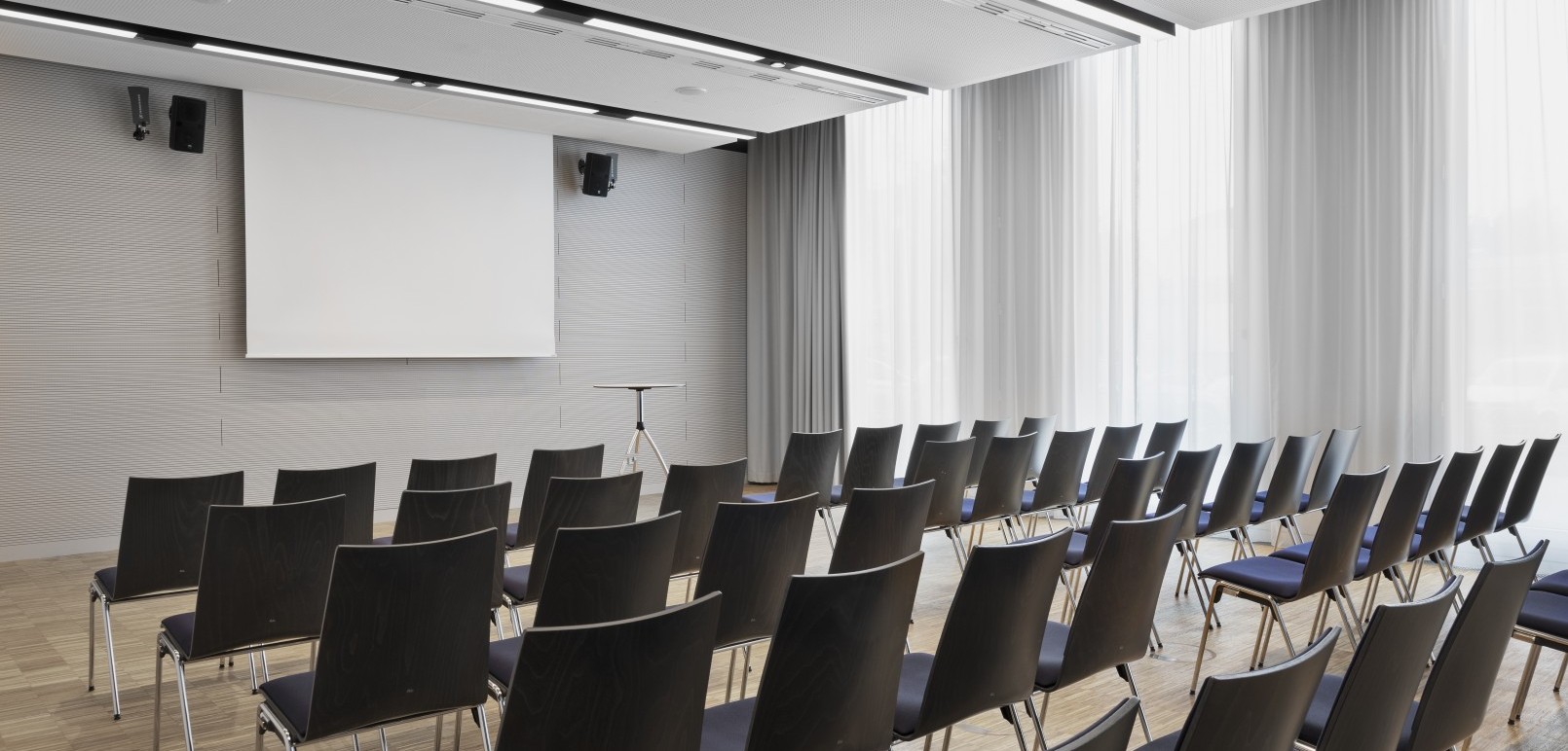 SCC_Munich_EG_Saturn_07